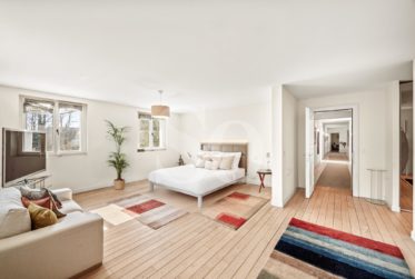Exceptional Property within a Private Park
