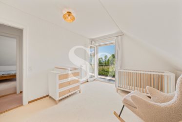 Co-exclusivité: Magnifique Propriété avec Vue Panoramique au Cœur de Dully