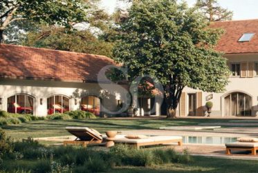 Exceptional Property within a Private Park