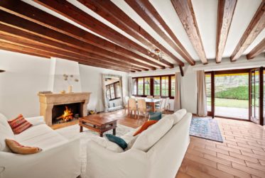 Co-Exclusive Listing: Charming Authentic Villa Near Nyon