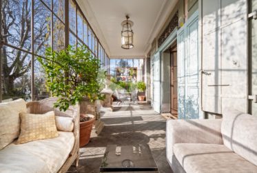Propriété Exclusive au Coeur de Cologny