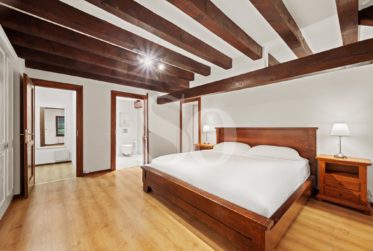 Co-Exclusive Listing: Charming Authentic Villa Near Nyon