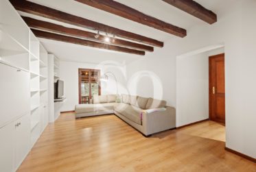 Co-Exclusive Listing: Charming Authentic Villa Near Nyon