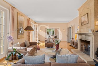 Co-exclusivité: Magnifique Propriété avec Vue Panoramique au Cœur de Dully